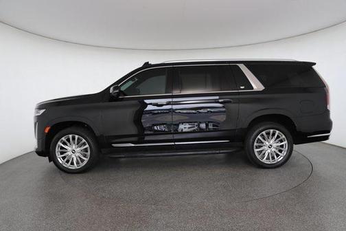 2022 Cadillac Escalade ESV Premium Luxury