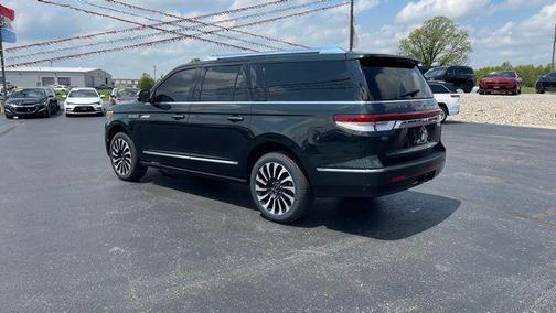 2022 Lincoln Navigator Black Label