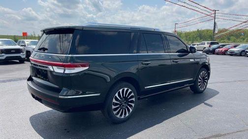 2022 Lincoln Navigator Black Label