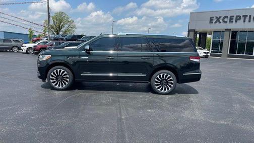 2022 Lincoln Navigator Black Label