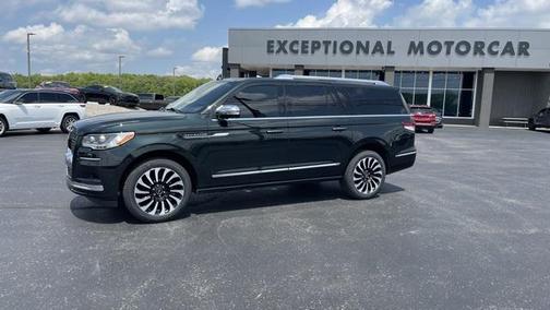 2022 Lincoln Navigator Black Label
