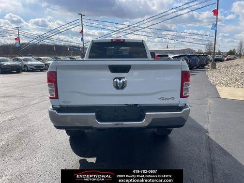 2023 RAM 2500 Tradesman Crew Cab 4x4 8' Box