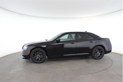 2019 Chrysler 300 S