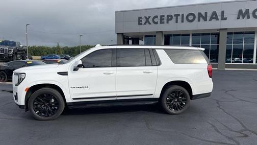 2023 GMC Yukon XL SLT