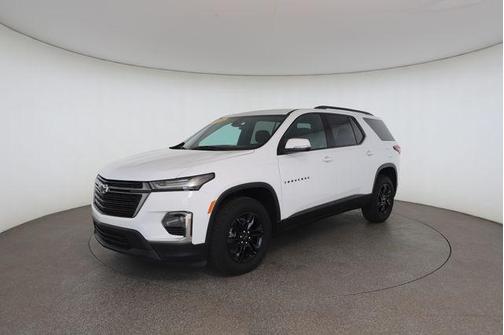 Summit White 2023 Chevrolet Traverse LT Cloth