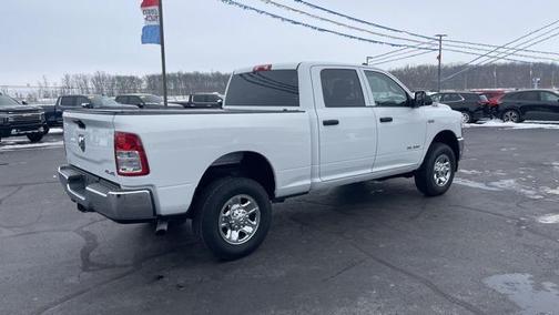 2022 RAM 2500 Tradesman Crew Cab 4x4 6'4' Box