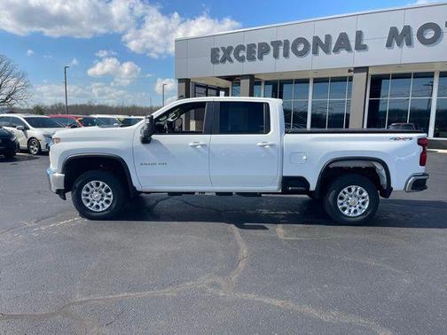 Summit White 2021 Chevrolet Silverado 2500 LT