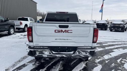 2024 GMC Sierra 2500 SLE