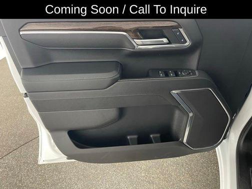 Summit White 2024 GMC Sierra 1500 Elevation