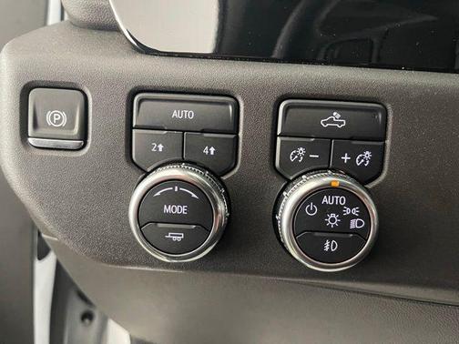 Summit White 2024 GMC Sierra 1500 Elevation