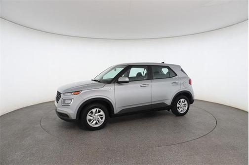 2021 Hyundai VENUE SE