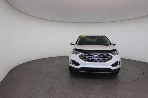 STAR WHITE 2024 Ford Edge Titanium