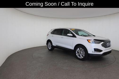 STAR WHITE 2024 Ford Edge Titanium