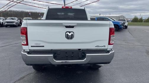 2022 RAM 2500 Big Horn Crew Cab 4x4 6'4' Box