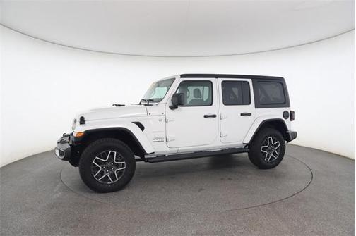 2024 Jeep Wrangler 4-Door Sahara