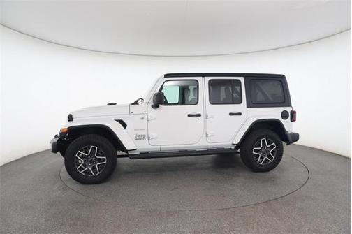 2024 Jeep Wrangler 4-Door Sahara