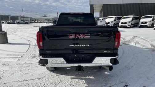 2022 GMC Sierra 2500 SLT