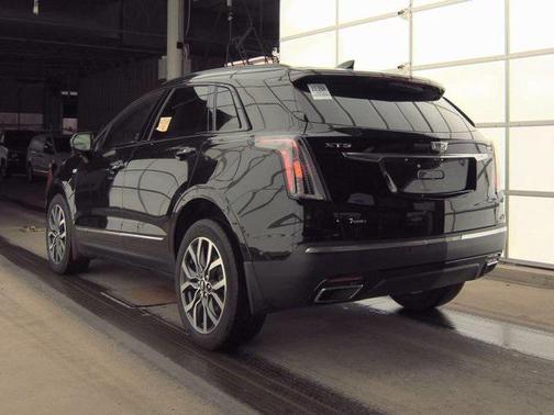 2021 Cadillac XT5 Sport