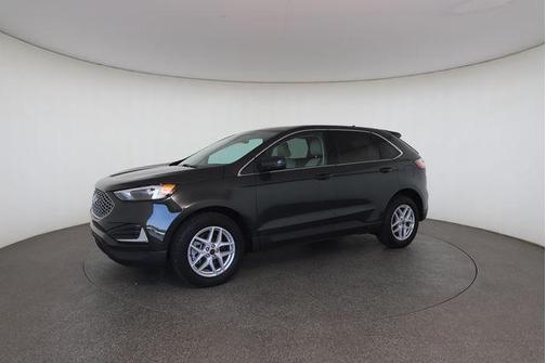 FORGED GREEN 2024 Ford Edge SEL