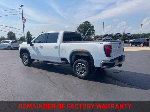 Summit White 2024 GMC Sierra 2500 SLE