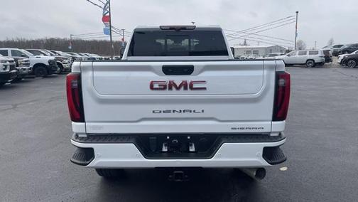 2024 GMC Sierra 2500 Denali