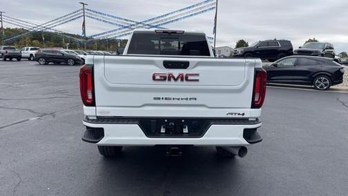 2022 GMC Sierra 2500 AT4