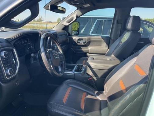 2022 GMC Sierra 2500 AT4