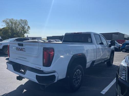 2022 GMC Sierra 2500 AT4
