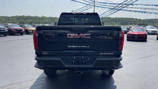 2024 GMC Sierra 2500 Denali