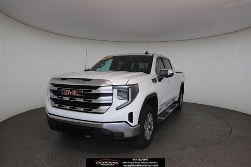 Summit White 2023 GMC Sierra 1500 SLE