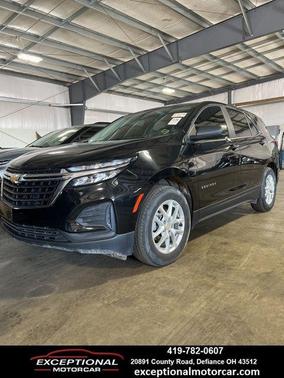 Mosaic Black Metallic 2023 Chevrolet Equinox LS