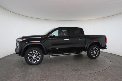 Onyx Black 2025 GMC Canyon Denali