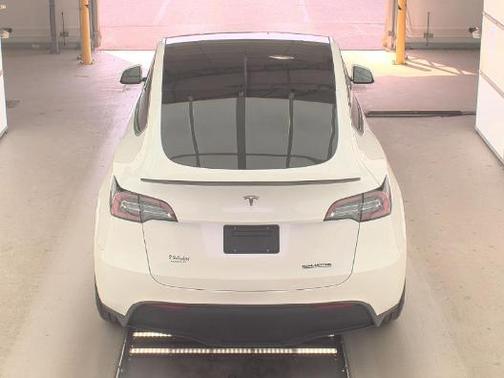 2023 Tesla Model Y Performance Dual Motor All-Wheel Drive