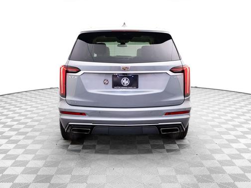 2023 Cadillac XT6 Premium Luxury AWD