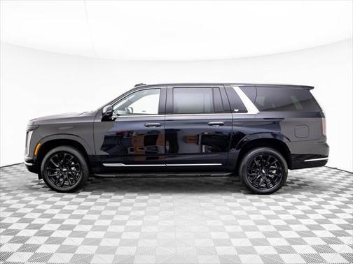 2025 Cadillac Escalade ESV Luxury