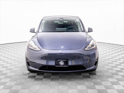 2022 Tesla Model Y Long Range Dual Motor All-Wheel Drive