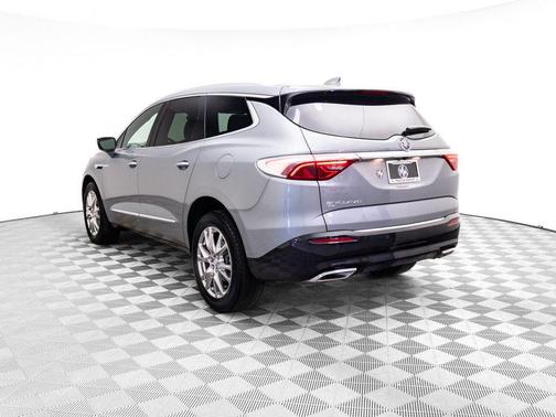 2023 Buick Enclave Essence AWD