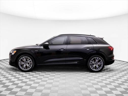 2021 Audi e-tron Prestige