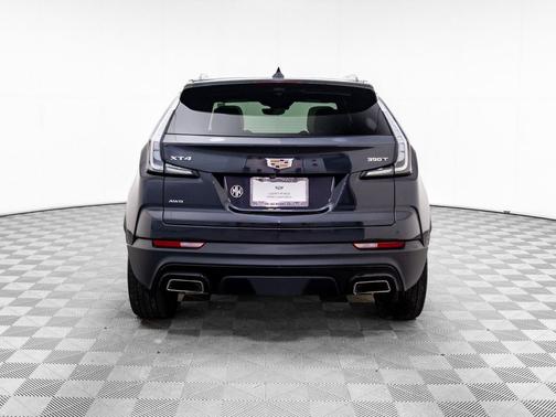 2022 Cadillac XT4 Sport