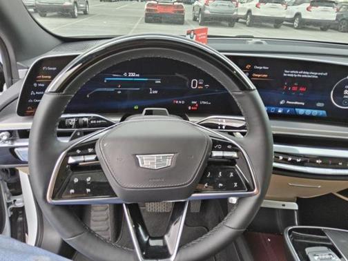 2024 Cadillac LYRIQ Sport w/1SK