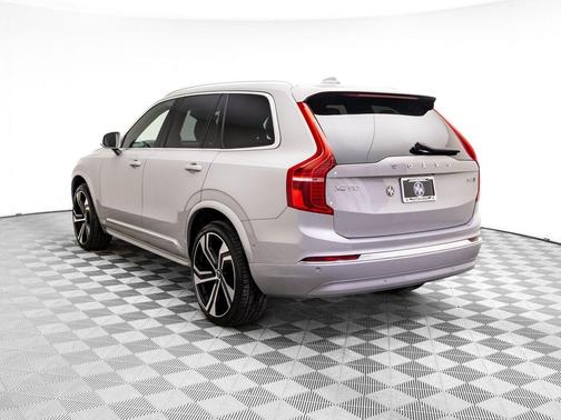 2024 Volvo XC90 B6 Ultimate Bright Theme 7-Seater