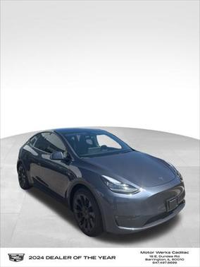 2022 Tesla Model Y Long Range Dual Motor All-Wheel Drive