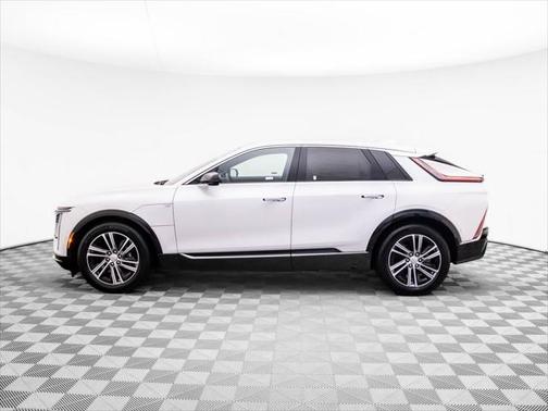 2025 Cadillac LYRIQ Luxury w/1SC