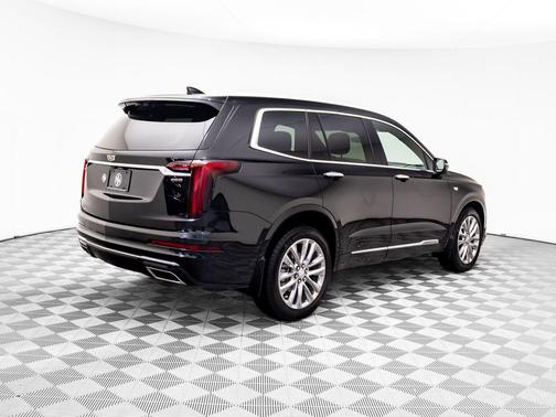 2024 Cadillac XT6 Premium Luxury AWD