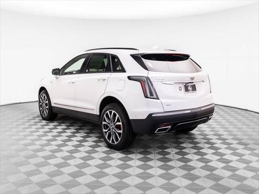 2025 Cadillac XT5 Sport