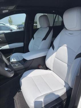 2025 Cadillac XT4 Sport