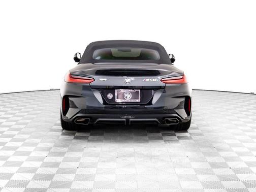 2022 BMW Z4 M40i