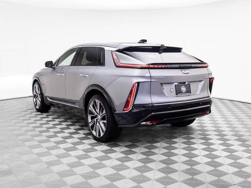 2024 Cadillac LYRIQ Luxury