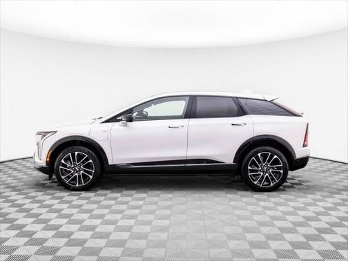 2025 Cadillac OPTIQ Sport