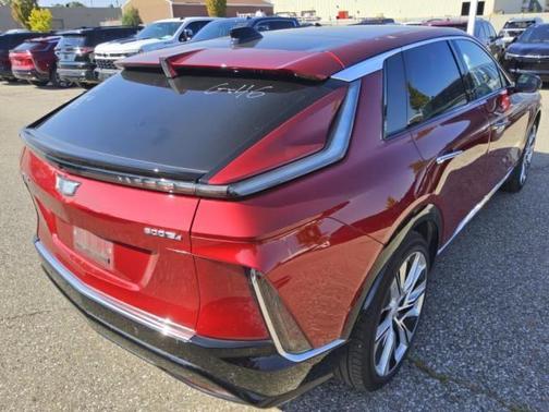 2024 Cadillac LYRIQ Luxury